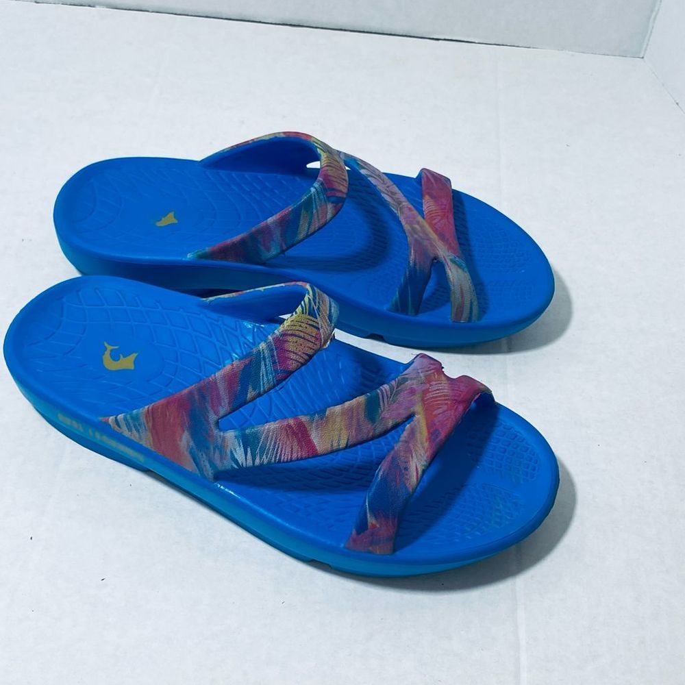 Reel Legends Bahama series Blue Sandals Size 6